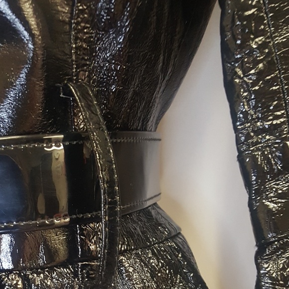 Patent Leather Cropped Trench by Bebe - Picture 4 of 8